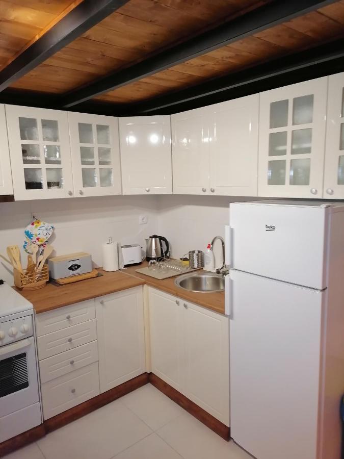 Apartman Stimac Petrovaradin Exterior foto